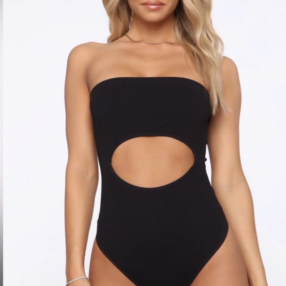 Forever 21 strapless bodysuit with cut out size medium